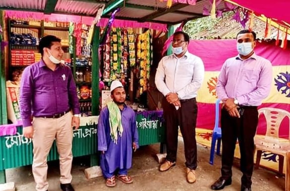 গোবিন্দগঞ্জে উপজেলা প্রশাসনের উদ্যোগে তিন প্রতিবন্ধীর কর্মসংস্থান