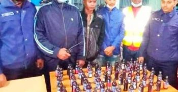 গোবিন্দগঞ্জে যাত্রীবাহি বাসে প্রতিদিনই মিলছে ফেনসিডিল