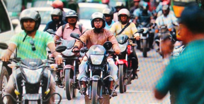 দুই আসনে উপনির্বাচন; আজ রাত থেকে মোটরসাইকেল চলাচল বন্ধ