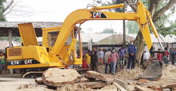 গোবিন্দগঞ্জে হাট-বাজারের অবৈধ স্থাপনা উচ্ছেদ