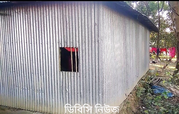 গোবিন্দগঞ্জে প্রতিপক্ষকে ফাঁসাতে নিজ খড়ের চালায় আগুন দেওয়ার অভিযোগ