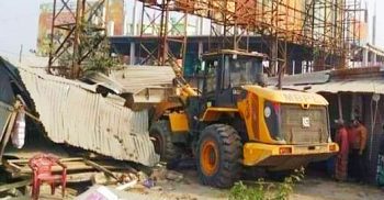 মহাসড়কের পাশে গড়ে ওঠা ৩ শতাধিক অবৈধ স্থাপনা উচ্ছেদ