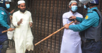 বায়তুল মোকাররম মসজিদের সামনে ভাস্কর্যবিরোধী মিছিল; পুলিশের বাধা