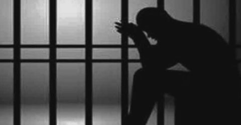 শ্যালিকার সঙ্গে প্রেম; শ্রীঘরে দুলাভাই