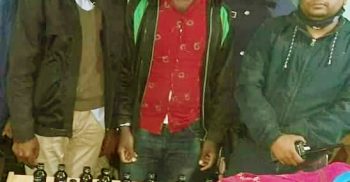 গোবিন্দগঞ্জে ফেনসিডিল সহ আটক ৩