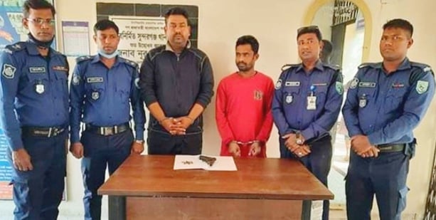সুন্দরগঞ্জে বিদেশী রিভলবার ও ৬ রাউন্ড গুলিসহ গ্রেফতার ১