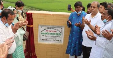 গোবিন্দগঞ্জে রাস্তা পাকাকরণ কাজের শুভ উদ্বোধন