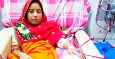 গোবিন্দগঞ্জের রুমানা মানবিক সাহায্য চেয়েছেন