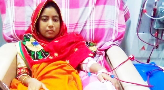 গোবিন্দগঞ্জের রুমানা মানবিক সাহায্য চেয়েছেন