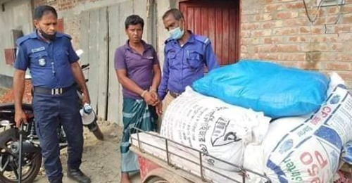 গোবিন্দগঞ্জে কালোবাজারে ওএমএস এর চাল বিক্রিকালে আটক ১