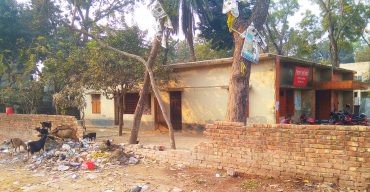 দীর্ঘদিন ধরে অরক্ষিত পোস্ট অফিস