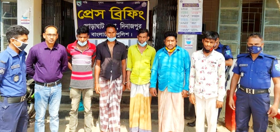 ঘোড়াঘাটে চার জুয়াড়ীর ২ মাস কারাদণ্ড