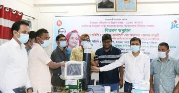 গোবিন্দগঞ্জ উপজেলা স্বাস্থ্য কমপ্লেক্সে করোনাকালিন চিকিৎসা সরঞ্জাম প্রদান
