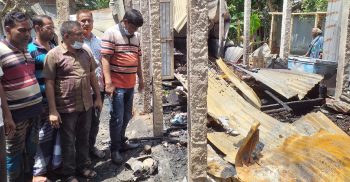 গোবিন্দগঞ্জে অগ্নিকাণ্ডে বসতবাড়ী ভস্মীভূত