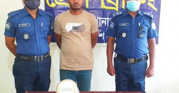 বিদ্যুৎমিটার সহ চোরচক্রের মূলহোতা আটক