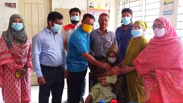 পলাশবাড়ীতে ভিটামিন ‘এ’ ক্যাপসুল ক্যাম্পেইনের আনুষ্ঠানিক উদ্বোধন