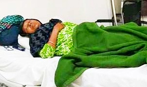 ক্যান্সার আক্রান্ত মাকে বাঁচাতে সন্তানের আকুতি 