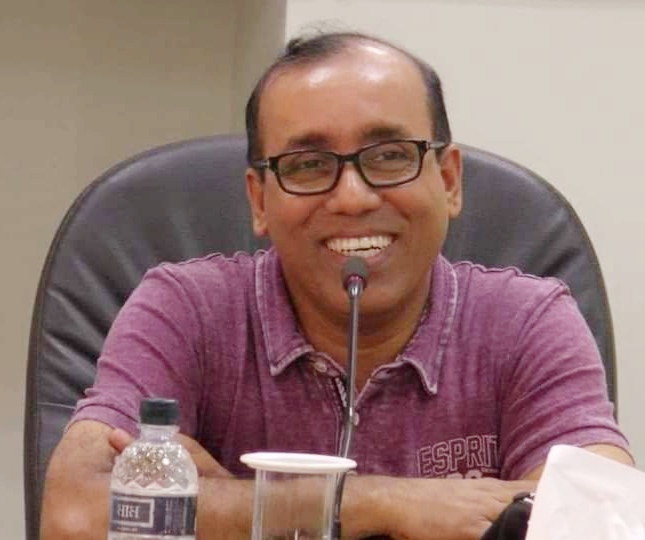 সুন্দর হাসি আপনাকে দেয় মানসিক চাপ ও শারীরিক চাপ থেকে মুক্তি