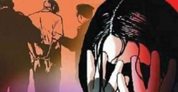 ফেসবুকে ভিডিও ছেড়ে দেওয়ার ভয় দেখিয়ে শ্বাশুড়ী ও শ্যালীকাকে ধর্ষণ; জামাই গ্রেপ্তার