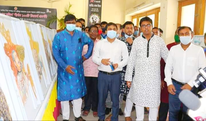 জাতির জনক বঙ্গবন্ধুর আত্মজীবনীর ঐতিহাসিক মহুর্তের চিত্রকর্ম নিয়ে চিত্র প্রদর্শনী