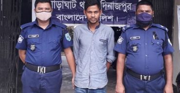 ঘোড়াঘাটে ইয়াবা সহ যুবক আটক