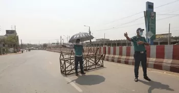 বিধিনিষেধ শিথিল করে প্রজ্ঞাপন, চলবে গণপরিবহন