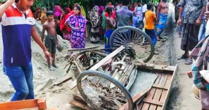 কালীগঞ্জে সড়ক দুর্ঘটনায় নিহত ২