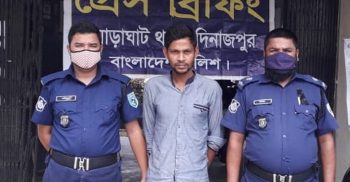 ঘোড়াঘাটে ইয়াবা সহ আটক ১