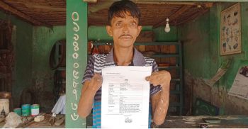 ৩০ বছর পর ভোটার তালিকায় অন্তর্ভূক্ত হলেন প্রতিবন্ধী মারুফ