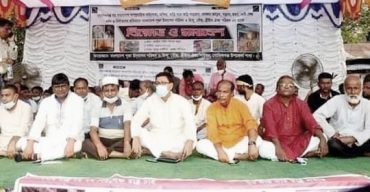 গোবিন্দগঞ্জে সাম্প্রদায়িক সহিংসতার প্রতিবাদে বিক্ষোভ সমাবেশ