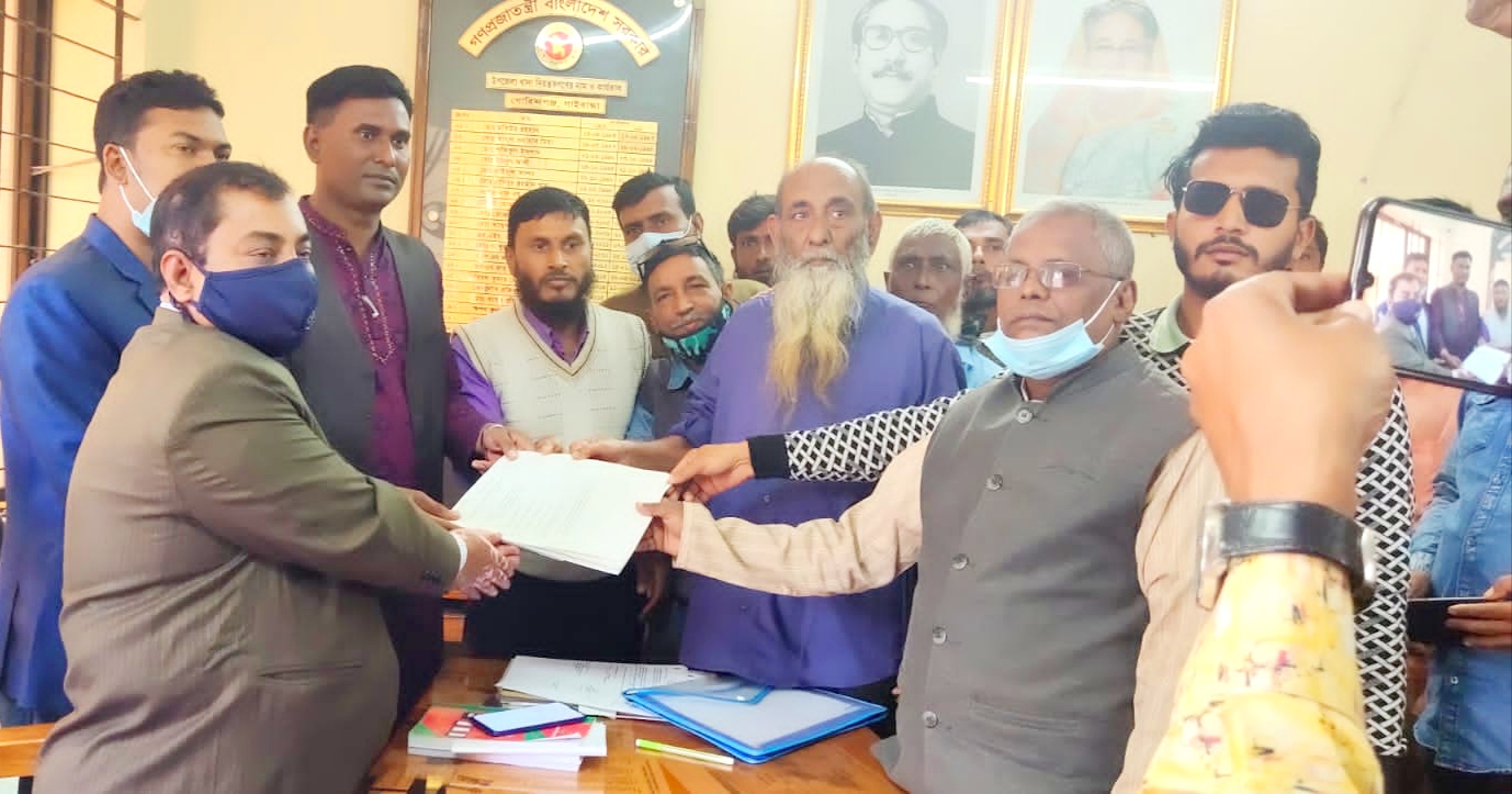 গোবিন্দগঞ্জে চেয়ারম্যান পদে মনোনয়ন ফরম দাখিল করলেন সাংবাদিক এনামুল