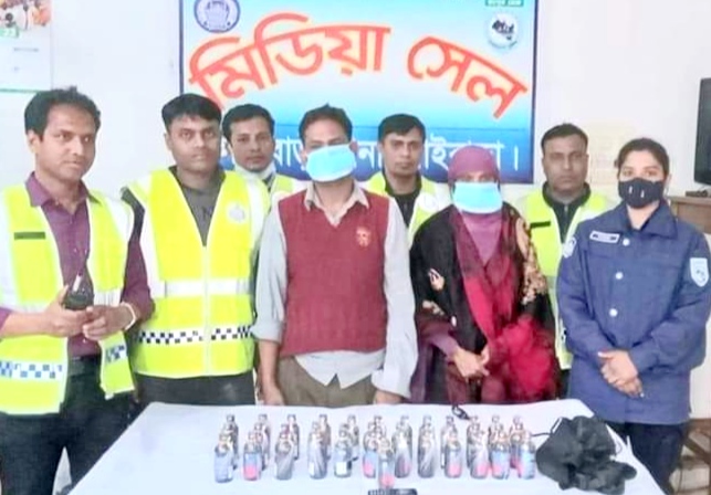পলাশবাড়ীতে ফেনসিডিলসহ স্বামী-স্ত্রী আটক