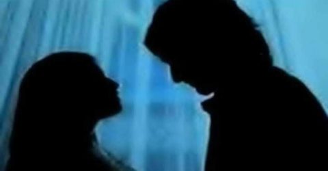 নারীসহ আপত্তিকর অবস্থায় বিআরডিবির কর্মকর্তা আটক