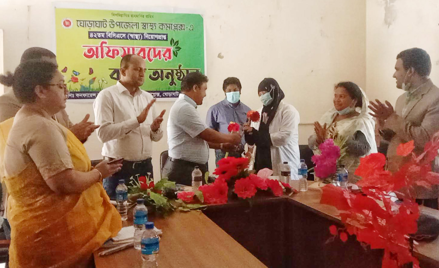 ঘোড়াঘাট উপজেলা স্বাস্থ্য কমপ্লেক্সে ৮ চিকিৎসকের যোগদান