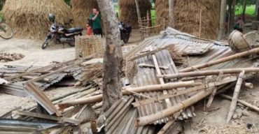 গোবিন্দগঞ্জে বসতবাড়ি উচ্ছেদ করে জমি দখলের চেষ্টার অভিযোগ