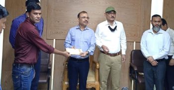 ‘দুস্থ সাংবাদিক’ হিসেবে অনুদান নিলেন সাবেক এমপির ভাই-ভাতিজা