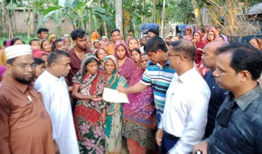 গোবিন্দগঞ্জে বিদ্যুৎপৃষ্ট হয়ে জামাই ও শ্বশুরের মৃত্যু