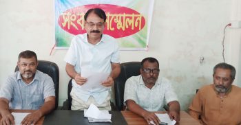 মহাসড়কে চাঁদাবাজী বন্ধের দাবীতে পলাশবাড়ীতে সংবাদ সম্মেলন