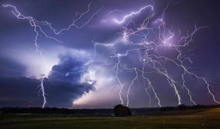 বজ্রপাতে প্রাণ গেল তিন কৃষকের