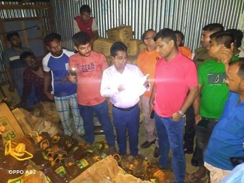 হবিগঞ্জে মধ্যরাতে ট্রাক ভর্তি সয়াবিন তেল উদ্ধার 