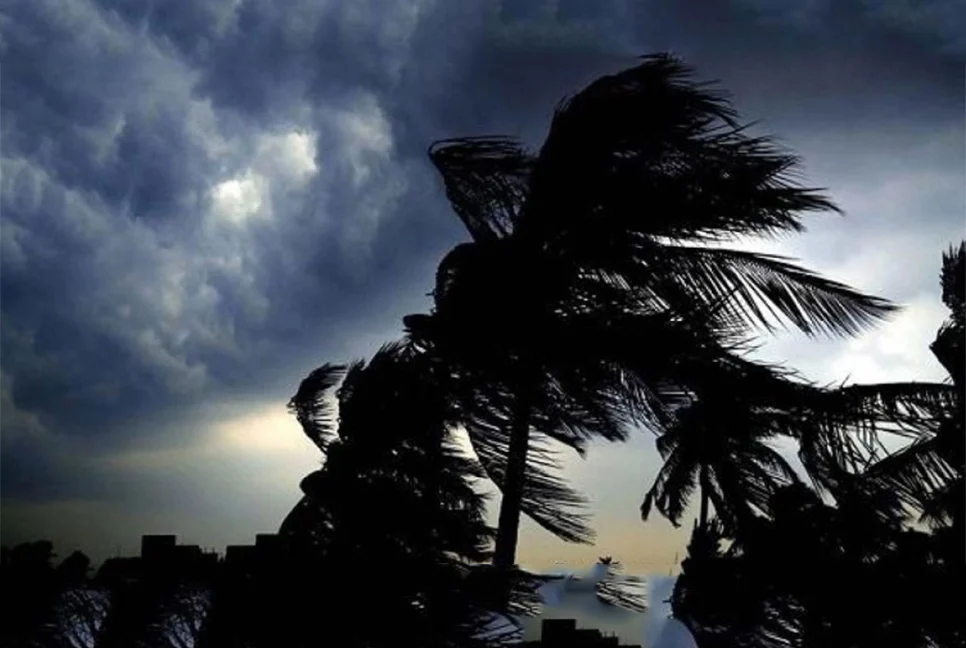দেশের ১৯ জেলায় ৬০ কি.মি বেগে ঝড়ের আভাস