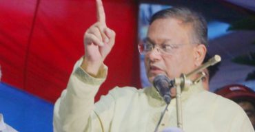 বৈদেশিক ইস্যু নিয়ে দেশে বিশৃঙ্খলা করতে দেওয়া হবে না; তথ্যমন্ত্রী