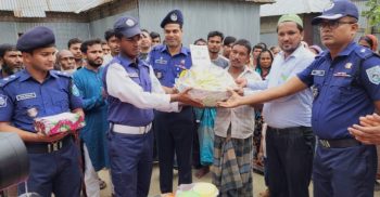 গাইবান্ধায় জন্মনেওয়া তিন সন্তানের দায়িত্ব নিলেন পুলিশ সুপার