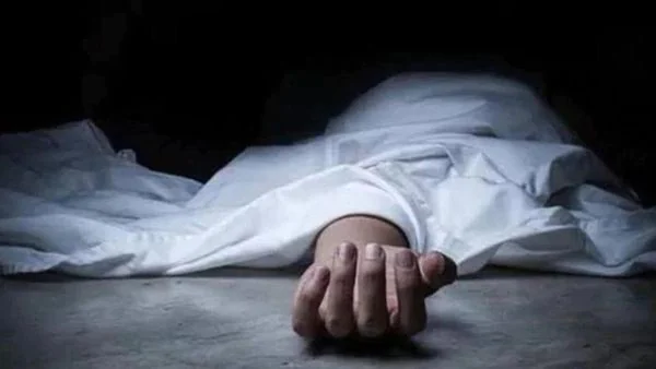 অভাবে পড়ে স্ত্রীকে খুন করে আত্মহত্যা স্বামীর; পুলিশ