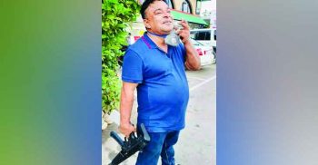 কুমিল্লায় ছবি ভাইরাল হওয়া সেই আগ্নেয়াস্ত্র থানায় জমা