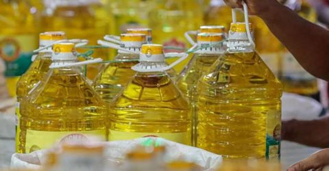 বিশ্ব বাজারে ভোজ্যতেলের দাম কমলেও দেশে সমন্বয়ে বিলম্ব কার স্বার্থে; ক্যাব