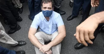 রাহুল গান্ধী আটক