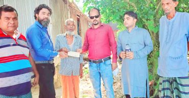 লাখাইয়ে বন্যায় ক্ষতিগ্রস্ত পরিবারের মাঝে ত্রান তহবিলের চেক বিতরণ
