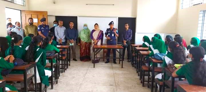 হবিগঞ্জে বালিকা বিদ্যালয়ে ছাত্রীকে শাস্তির ঘটনায় আর যেন কোন ঘটনা না ঘটে; এস পি