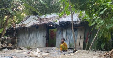 নাজিম উদ্দিন লজ্জায় কাউকে বাড়ির ঠিকানা দেন না